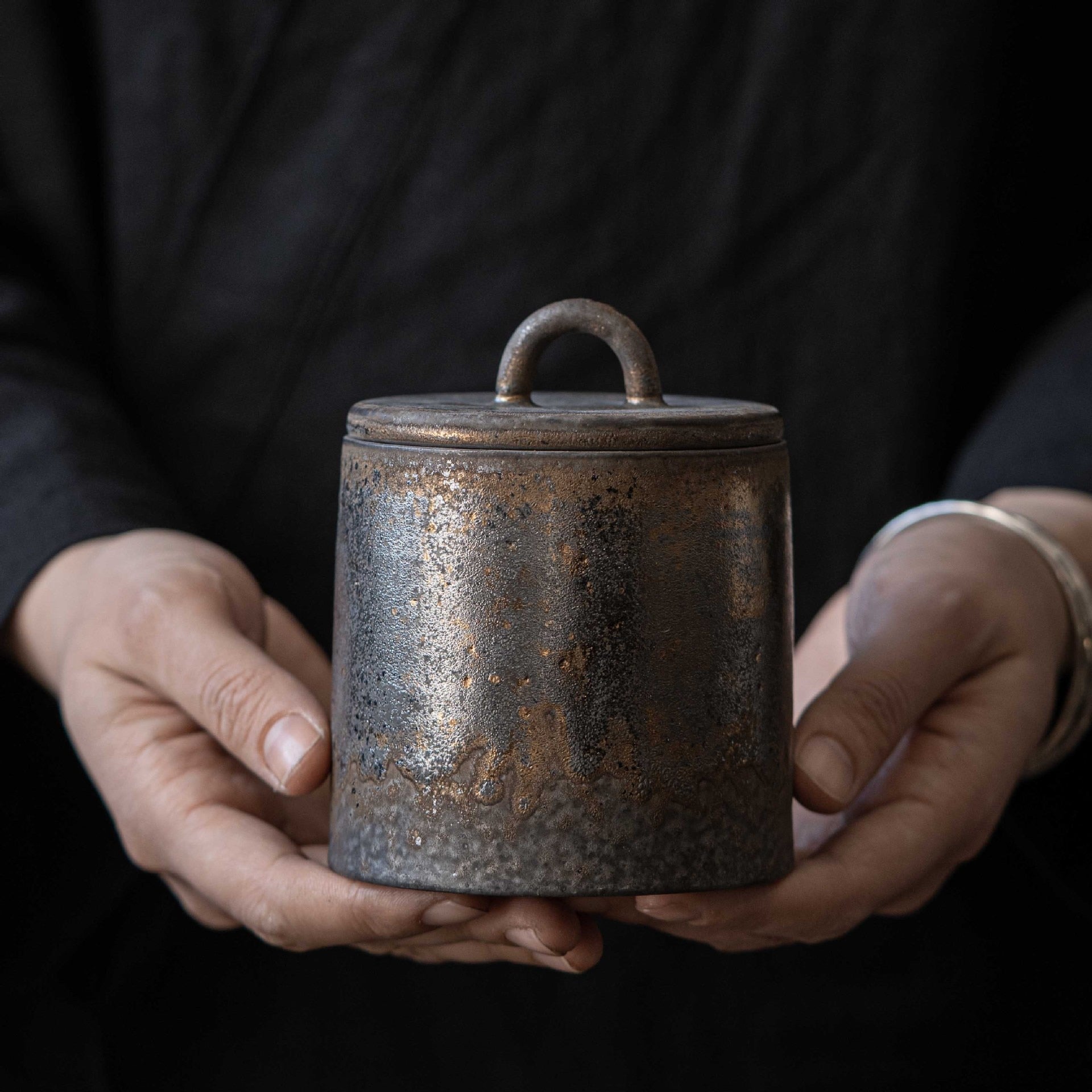 Wabi-Sabi Bucket Ceramic Jars with Airtight Lid